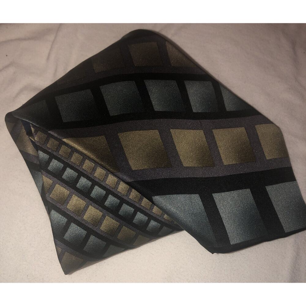 Jimmy V 100% Silk Neck Tie‎ Blue/Green Patterned/purple/black